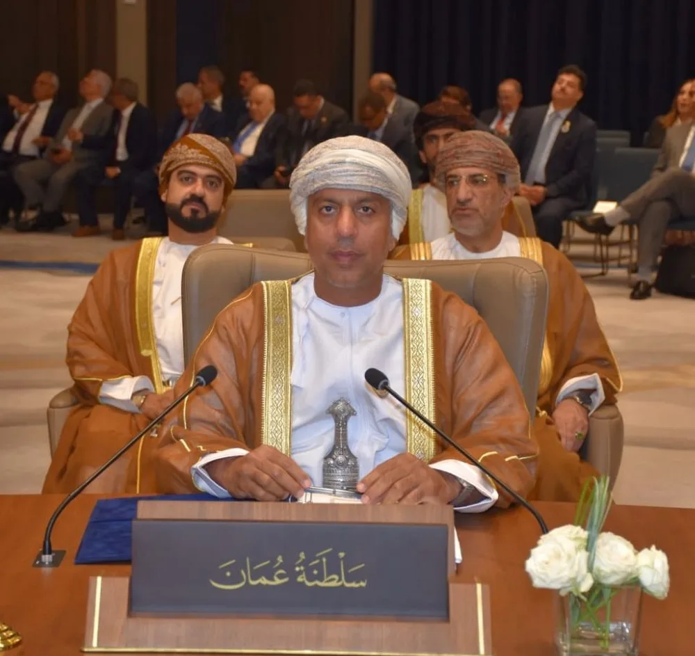 سلطنة عمان تساهم في الاجتماع غير العادي للمجلس الاقتصادي والاجتماعي العربي في بغداد سلطنة عمان تساهم في الاجتماع غير العادي للمجلس الاقتصادي والاجتماعي العربي في بغداد