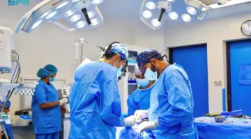 سلمان للإغاثة يبدأ حملة طبية تطوعية لجراحة التجميل وعلاج الحروق والتشوهات في محافظة عدن.