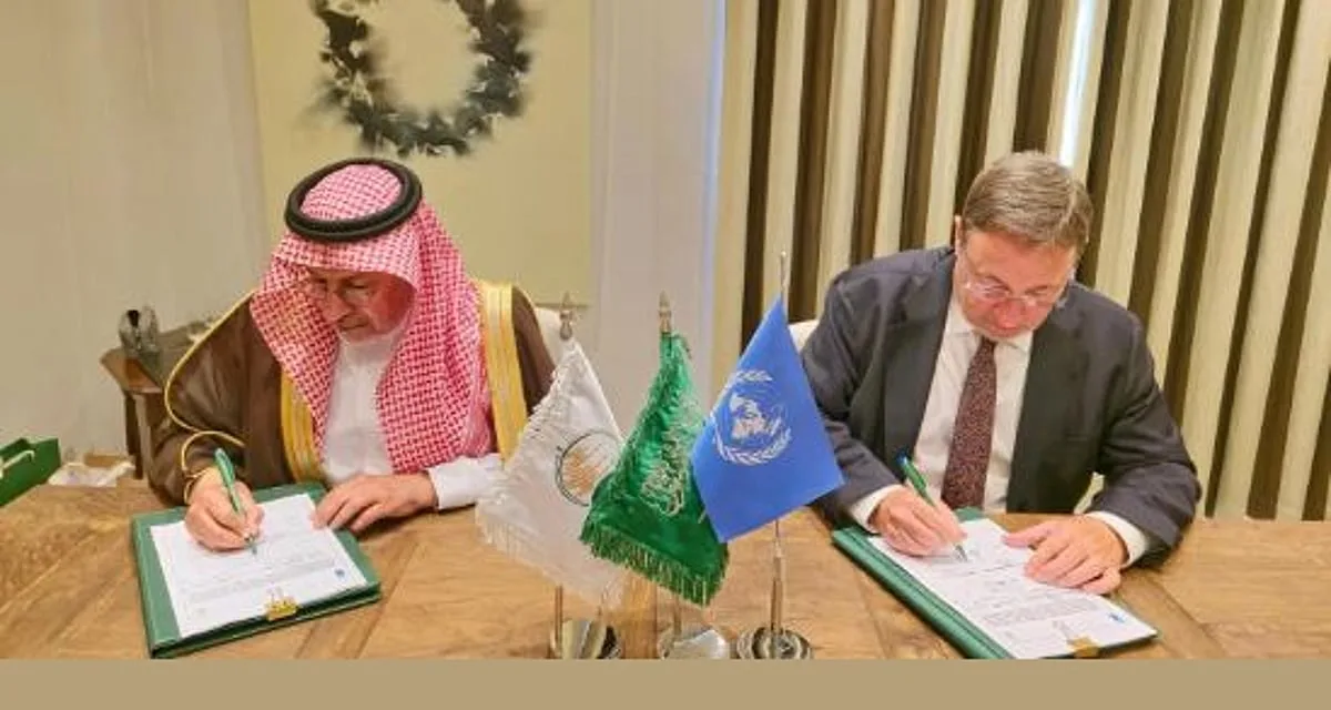 «سلمان للإغاثة» يوقع مشروعاً بقيمة 5 ملايين دولار لإعادة تأهيل المخابز المتضررة في سوريا ضمن برنامج تنفيذي مشترك «سلمان للإغاثة» يوقع مشروعاً بقيمة 5 ملايين دولار لإعادة تأهيل المخابز المتضررة في سوريا ضمن برنامج تنفيذي مشترك