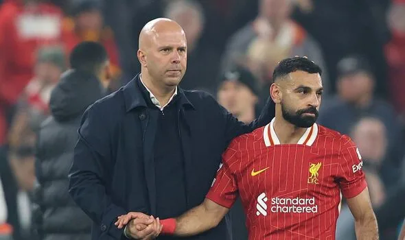 سلوت: محمد صلاح أهل لتتويج الكرة الذهبية بعد موسم رائع سلوت: محمد صلاح أهل لتتويج الكرة الذهبية بعد موسم رائع