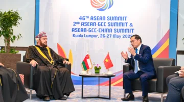 سمو السيد أسعد يجتمع بنائب رئيس الوزراء ووزير خارجية فيتنام الاشتراكية
