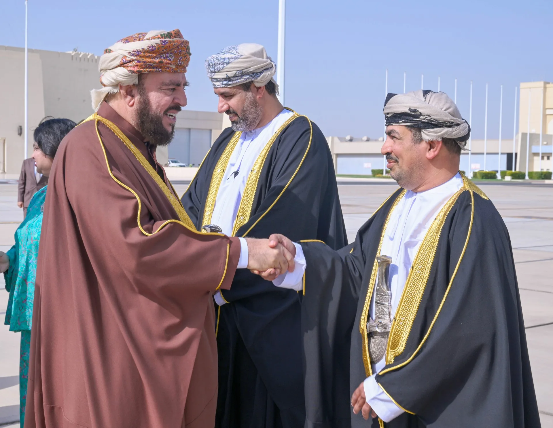 سمو السيد أسعد يسافر إلى ماليزيا سمو السيد أسعد يسافر إلى ماليزيا