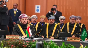 سمو السيد أسعد يقود وفد سلطنة عُمان في قمة تعاون دول الخليج ورابطة آسيان