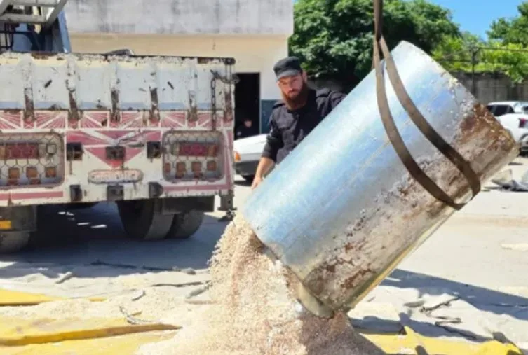 سوريا.. confiscation of over 4 million Captagon pills in Latakia intended for smuggling. سوريا.. confiscation of over 4 million Captagon pills in Latakia intended for smuggling.