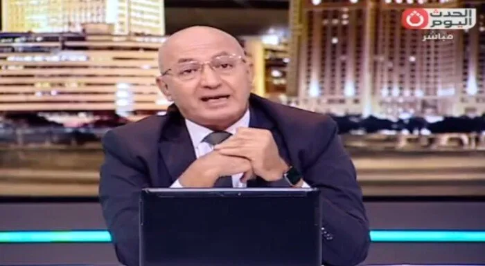 سيد علي: نوال الدجوي تعاني بعد فقدان زوجها وأبنائها، والناس لا تتركها وشأنها.. فيديو سيد علي: نوال الدجوي تعاني بعد فقدان زوجها وأبنائها، والناس لا تتركها وشأنها.. فيديو