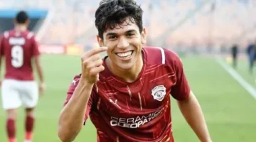 سيراميكا كليوباترا يفاجئ الأهلي بشأن محمد شكري