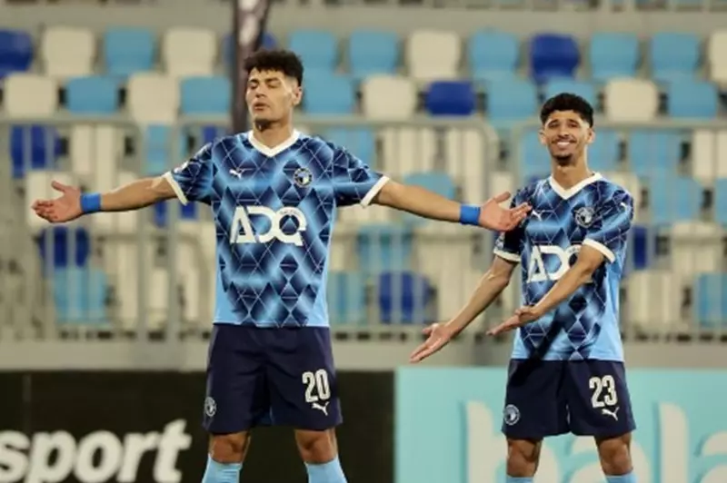 سيراميكا يحقق فوزًا كبيرًا لكن بيراميدز يفقد لقب الدوري المصري سيراميكا يحقق فوزًا كبيرًا لكن بيراميدز يفقد لقب الدوري المصري