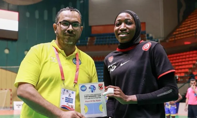 سيسي تتألق كأفضل لاعبة في مباراة الجمعية الرياضية وأبيدجان بكأس الكؤوس الإفريقية سيسي تتألق كأفضل لاعبة في مباراة الجمعية الرياضية وأبيدجان بكأس الكؤوس الإفريقية