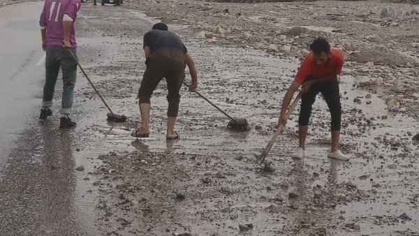 سيول الخير تجري في وديان طابا ونويبع.. وأمطار على رأس سدر| فيديو