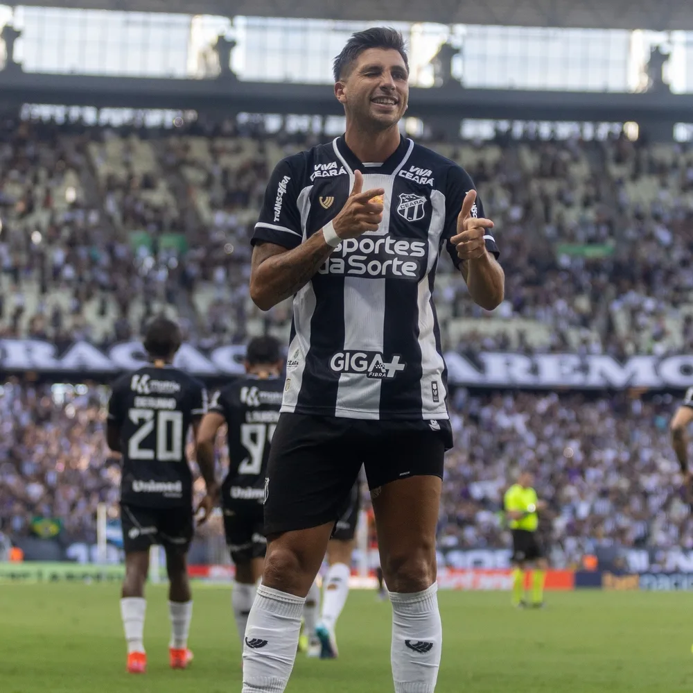 سييارا يحتل المركز الخامس في بطولة الدوري البرازيلي لكرة القدم سييارا يحتل المركز الخامس في بطولة الدوري البرازيلي لكرة القدم