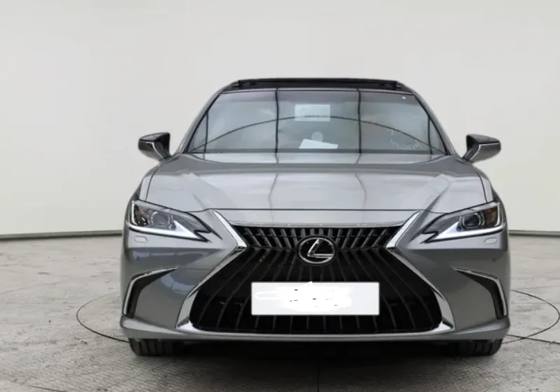 شاهد| لكزس ES 350 موديل 2025