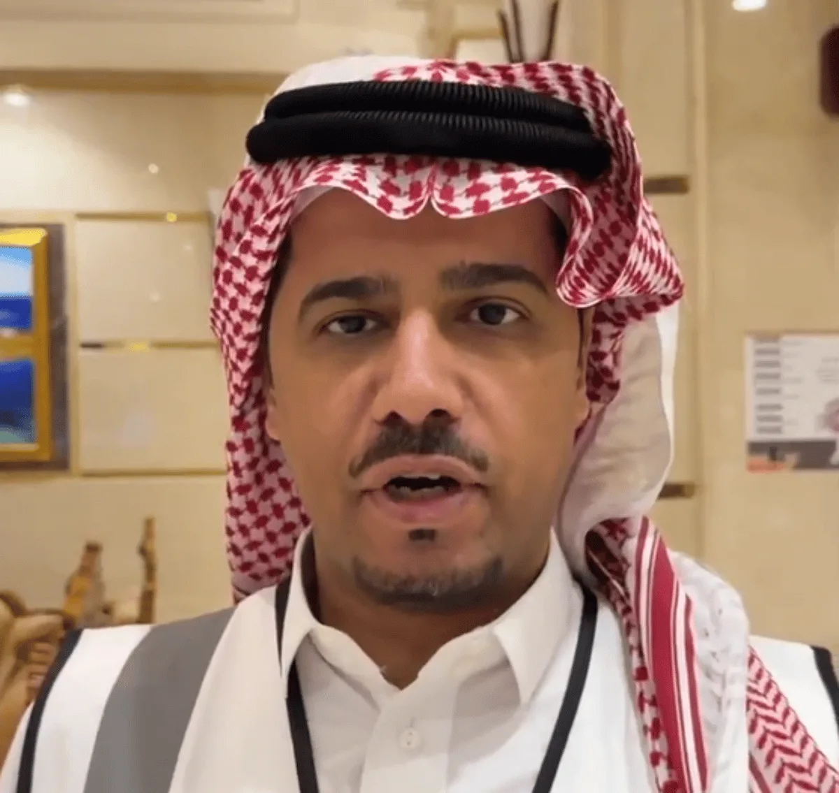 شباب مكة.. نماذج متميزة في خدمة زوار الحرمين خلال موسم الحج