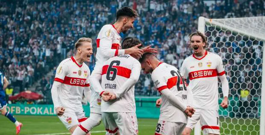 شتوتجارت يحصد لقب كأس ألمانيا بفوز كبير 4-0 على أرمينيا بيليفيلد. شتوتجارت يحصد لقب كأس ألمانيا بفوز كبير 4-0 على أرمينيا بيليفيلد.
