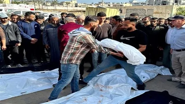 شهداء وجرحى في قصف إسرائيلي يستهدف النازحين بغزة