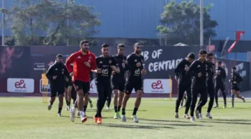 شوبير: لاعب الأهلي يعيق التحاق الصفقة الصيفية الأخيرة بالفريق الأحمر