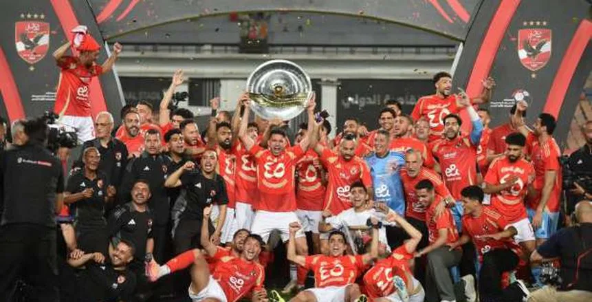 «شوبير» يوضح مقدار الخصم من المكافآت المالية للنادي الأهلي بسبب كأس العالم «شوبير» يوضح مقدار الخصم من المكافآت المالية للنادي الأهلي بسبب كأس العالم