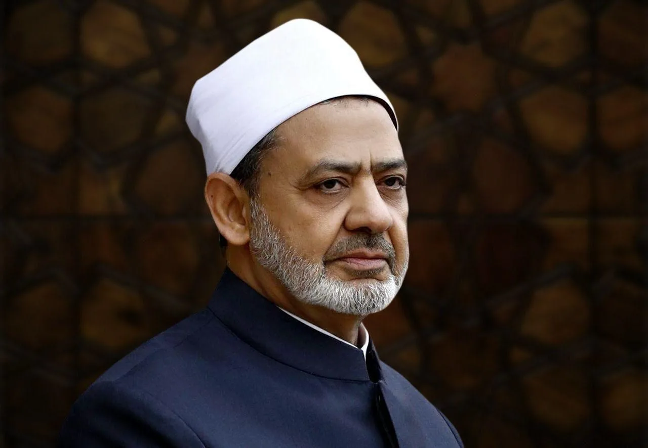 شيخ الأزهر يدعو الهند وباكستان للتحلِّي بالحكمة.. ويؤكد: العالم لا يحتمل مزيدًا من الحروب