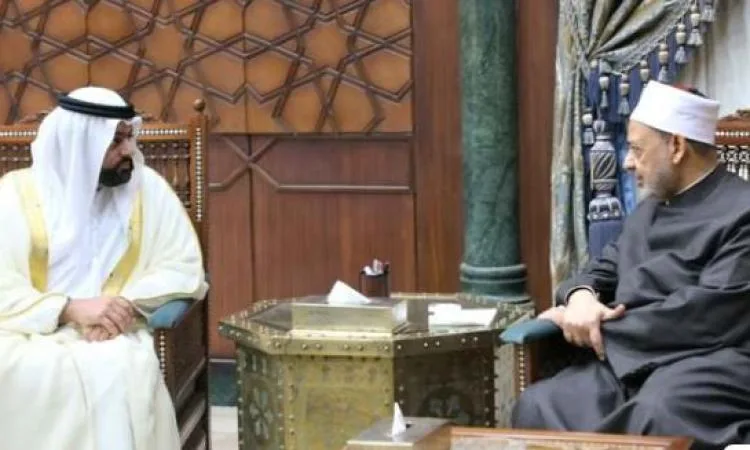 شيخ الأزهر يلتقي ولي عهد الفجيرة للبحث في آليات تعزيز استقرار الأسرة. شيخ الأزهر يلتقي ولي عهد الفجيرة للبحث في آليات تعزيز استقرار الأسرة.