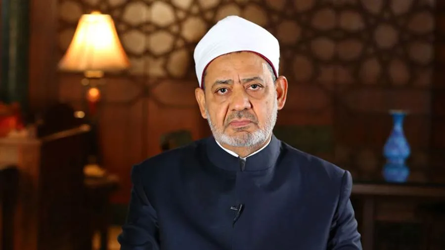 شيخ الأزهر يهنئ البابا ليو الرابع عشر بمناسبة انتخابه ويدعو لتعزيز الحوار بين الأديان