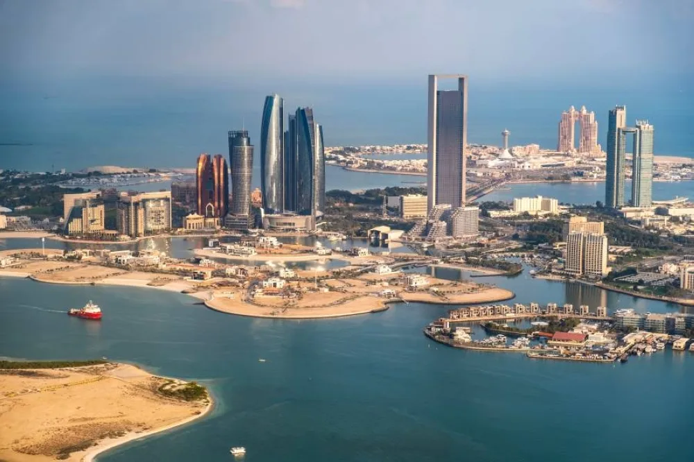صادرات أبوظبي غير النفطية ترتفع 86.4% خلال 5 سنوات