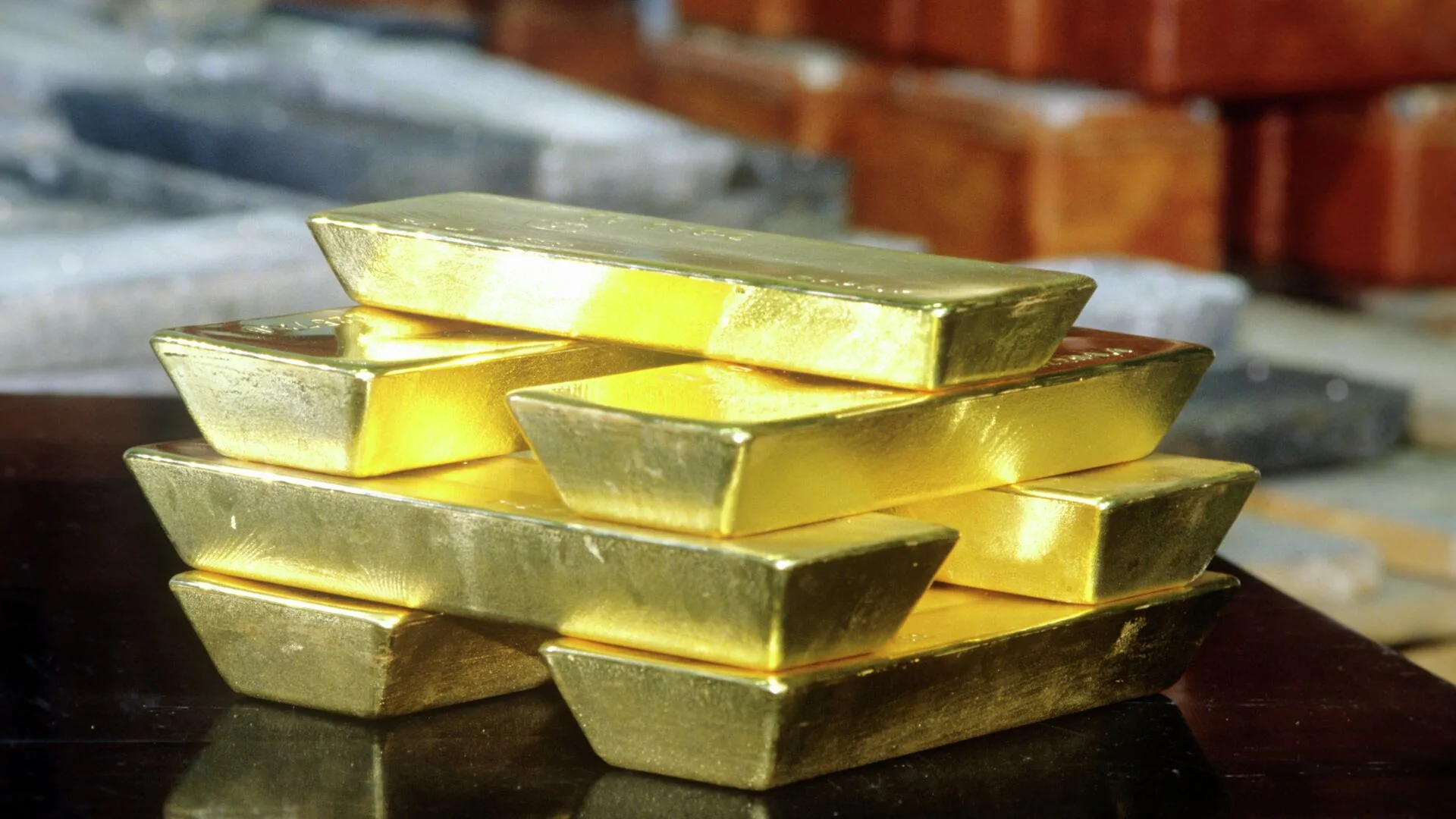 صادرات الذهب إلى الصين تصل أعلى مستوى لها خلال 11 شهرًا صادرات الذهب إلى الصين تصل أعلى مستوى لها خلال 11 شهرًا