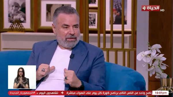 صبرى خليل يكشف عن سر “العناية باللحية” في حياته (فيديو)