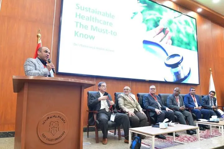 “صحة المرأة: أساس التنمية” – عنوان المؤتمر العلمي السنوي الرابع لكلية طب الوادي الجديد “صحة المرأة: أساس التنمية” – عنوان المؤتمر العلمي السنوي الرابع لكلية طب الوادي الجديد