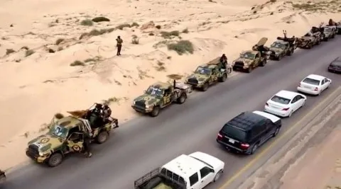 صدامات في طرابلس الليبية والصحة تُ mobilize والداخلية تطالب المواطنين بالبقاء في المنازل صدامات في طرابلس الليبية والصحة تُ mobilize والداخلية تطالب المواطنين بالبقاء في المنازل