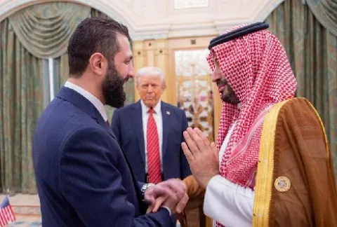 صفقات مليارية ورفع العقوبات عن سوريا وزيادة الضغوط على غزة.. ملخص جولة ترامب صفقات مليارية ورفع العقوبات عن سوريا وزيادة الضغوط على غزة.. ملخص جولة ترامب