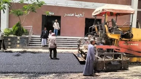 صور: استمرار أعمال رصف الطرق في قرى مركز إسنا جنوب الأقصر صور: استمرار أعمال رصف الطرق في قرى مركز إسنا جنوب الأقصر