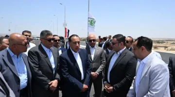 صور: رئيس الوزراء يراقب المشاريع الحالية في “الحزام الأخضر” بمدينة 6 أكتوبر
