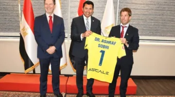 صور: “صبحي” يستكشف فرص التعاون مع السفير الإسباني وممثلي نادي فياريال