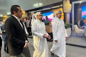 صور: وزير البلدية القطري يتفقد معرض عقارات النيل ويثني على التنظيم وجودة المشاريع