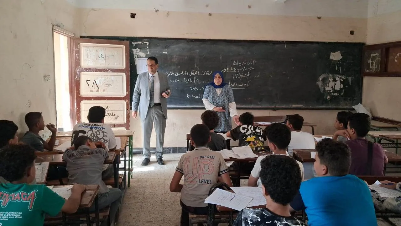 صور: وكيل “تعليم الغربية” يزور لجان امتحانات النقل ويؤكد على أهمية الالتزام بالضوابط.