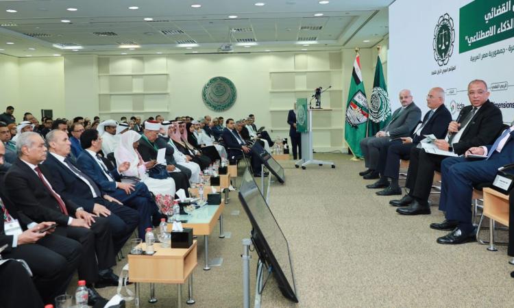 صور..رئيس هيئة النيابة الإدارية يشهد فعاليات المؤتمر العربي الأول للقضاء