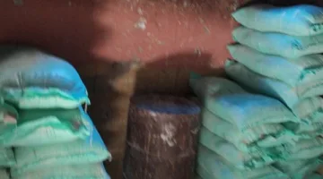 ضبط 12 طنًا من الدقيق الأبيض والبلدي في حملة تموينية واسعة النطاق.