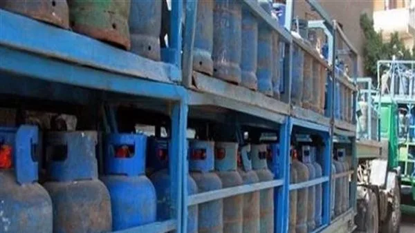 ضبط 3 أطنان دقيق مجهول المصدر و185 أسطوانة بوتاجاز مدعمة قبل بيعها بالمنوفية