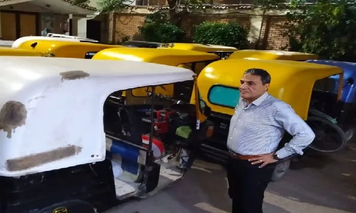 ضبط 31 مركبة توك توك مخالفة في حملة لـ «محلية كوم حمادة» بالبحيرة