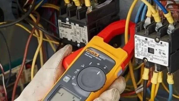 ضبط 4323 حالة سرقة كهرباء وانتهاكات شروط الاتفاقية ضبط 4323 حالة سرقة كهرباء وانتهاكات شروط الاتفاقية