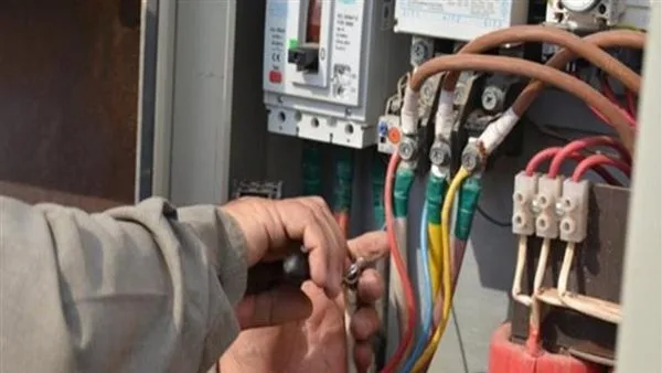 ضبط 4832 حالة سرقة كهرباء خلال عملية أمنية ضبط 4832 حالة سرقة كهرباء خلال عملية أمنية
