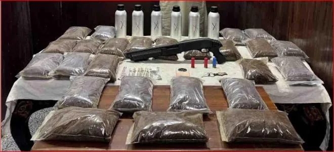 ضبط 8 قضايا جلب مخدرات وسلاح بدمياط وأسوان
