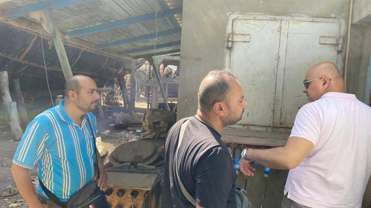 ضبط حالات سرقة الكهرباء في عزبة البرج بدمياط (صور) ضبط حالات سرقة الكهرباء في عزبة البرج بدمياط (صور)