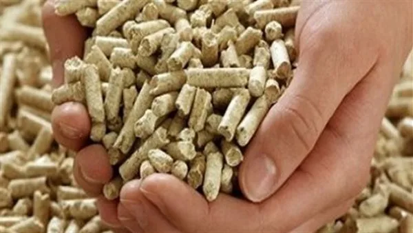 ضبط مصنع غير مرخص لإنتاج الأعلاف الحيوانية المغشوشة بالقليوبية