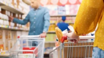 ضغوط التعريفات الجمركية الأمريكية تؤدي إلى زيادة الأسعار العالمية من قبل الشركات الكبرى
