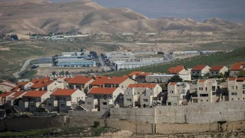 ضم وتهويد: إسرائيل تسعى بسرعة لنهب “سبسطية” التاريخية في الضفة الغربية. ضم وتهويد: إسرائيل تسعى بسرعة لنهب “سبسطية” التاريخية في الضفة الغربية.