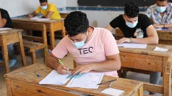 ضوابط امتحانات النقل 2025.. ممنوع "المزيل" والهاتف وكتب المادة