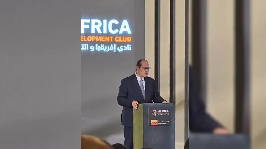 طارق الخولي: القطاع المصرفي يعزز الاقتصاد المصري بعزم ويتجاوز الصدمات الاقتصادية والتحديات السابقة.