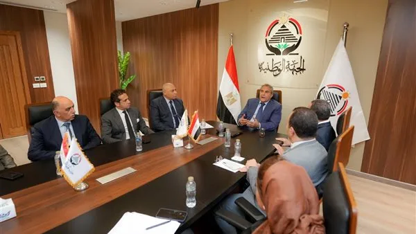 طاهر أبو زيد يترأس أولى الاجتماعات الخاصة بتنظيم أمانة الرياضة في “الجبهة الوطنية” طاهر أبو زيد يترأس أولى الاجتماعات الخاصة بتنظيم أمانة الرياضة في “الجبهة الوطنية”