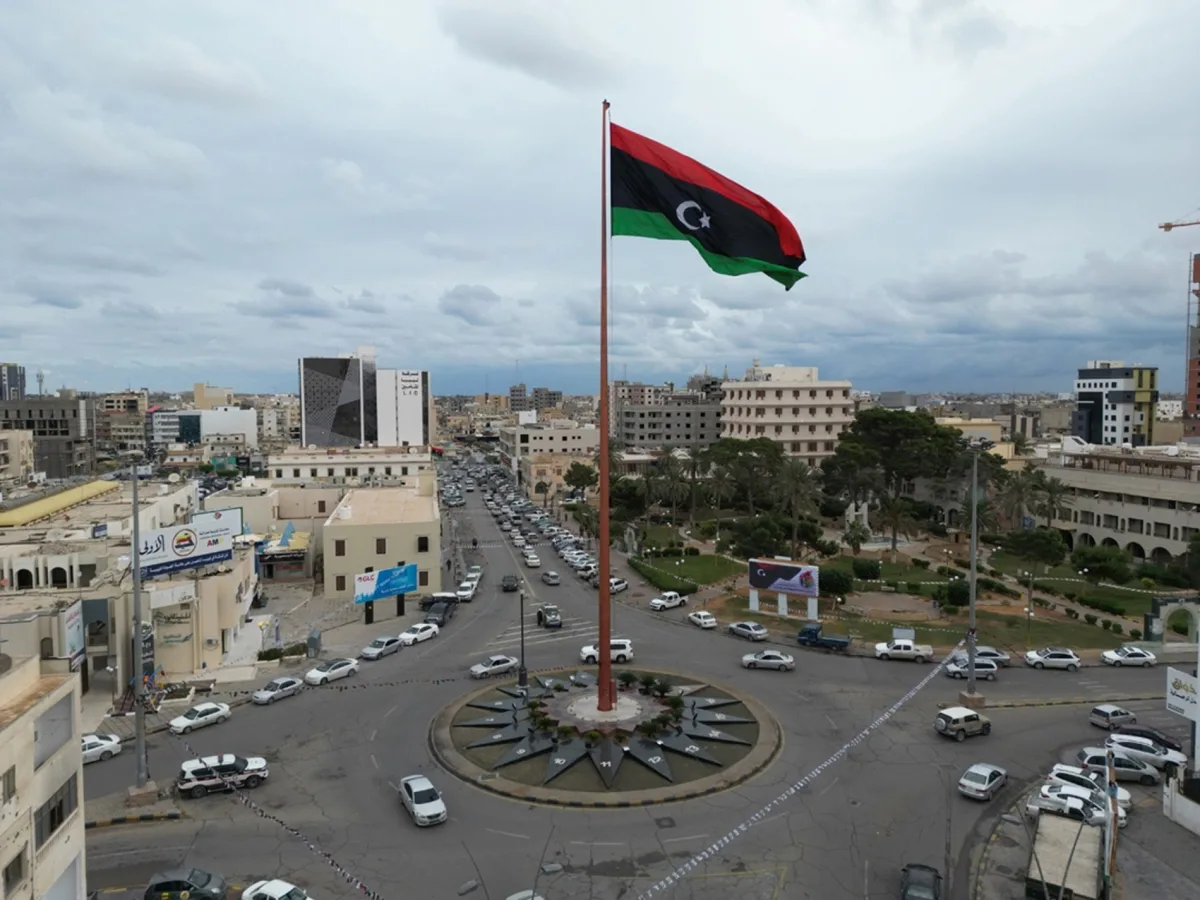 طرابلس في حالة من التوتر الشديد.. “الدفاع الليبية” تسعى لمعالجة الأزمة الأمنية طرابلس في حالة من التوتر الشديد.. “الدفاع الليبية” تسعى لمعالجة الأزمة الأمنية
