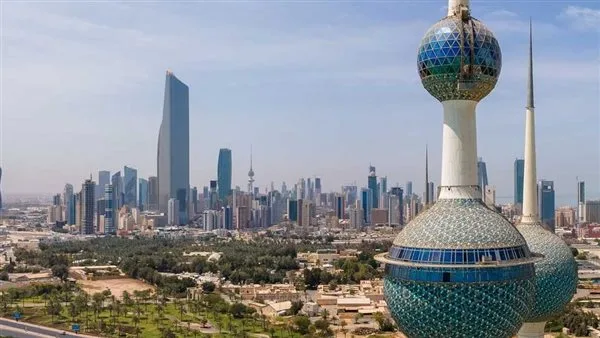 طقس الكويت اليوم.. غبار وارتفاع في درجات الحراة